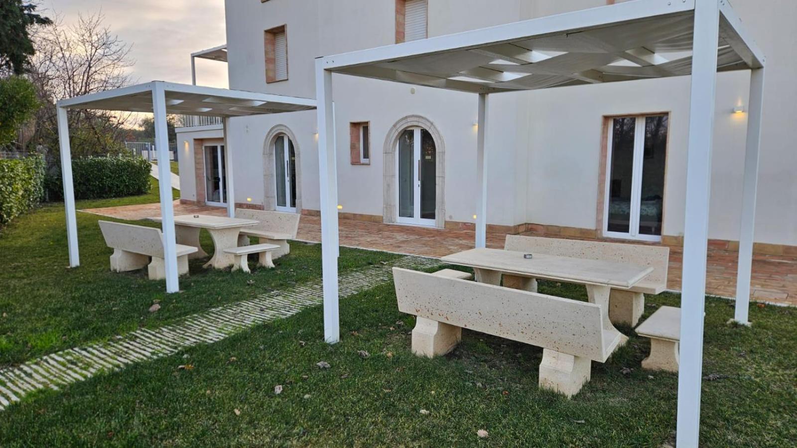 Agriturismo Le Masciare Paternopoli Exteriör bild